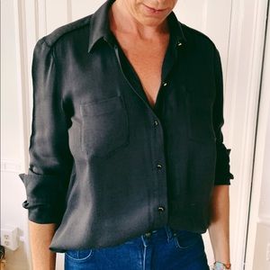 Sezane Rita button down top hardly worn
